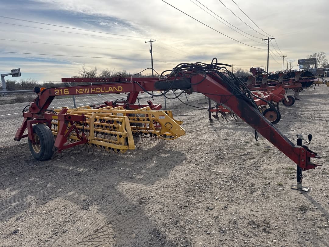 Image of New Holland 216 Primary image