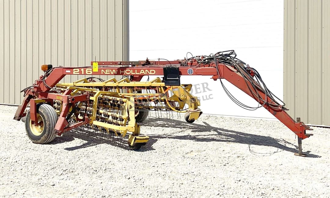 Image of New Holland 216 Primary image
