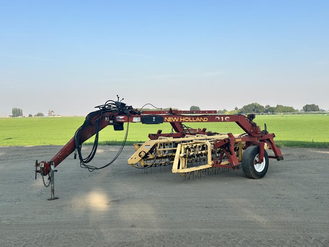 Image of New Holland 216 Primary image