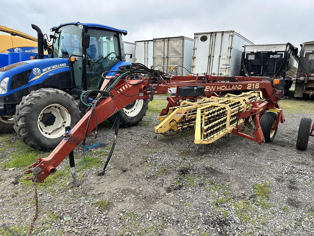 Image of New Holland 216 Primary image