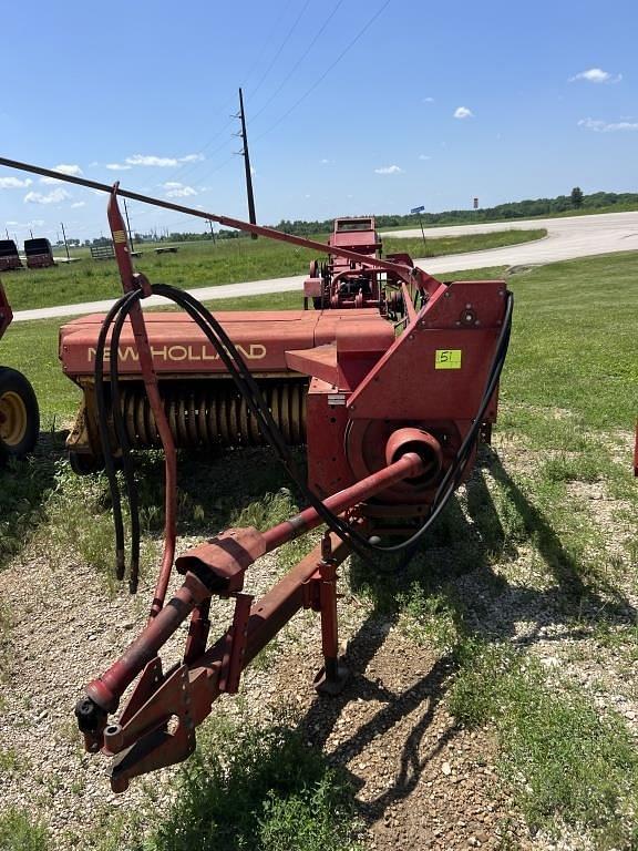 Image of New Holland 267 Image 0