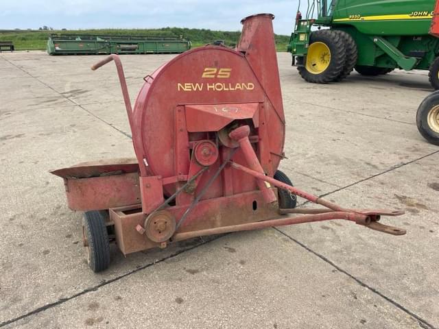 Image of New Holland 25 equipment image 1