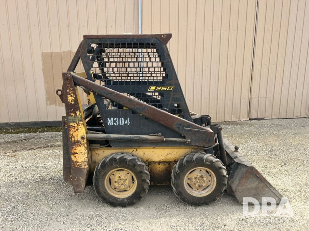Image of New Holland L250 Image 0