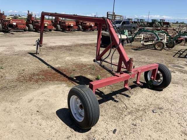 Image of New Holland 252 equipment image 2