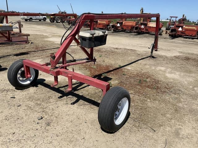 Image of New Holland 252 equipment image 4