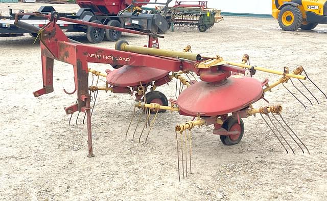 Image of New Holland 254 equipment image 1