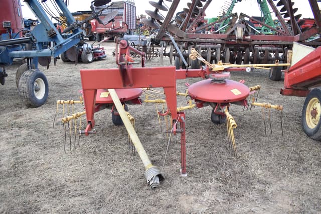 Image of New Holland 254 equipment image 1