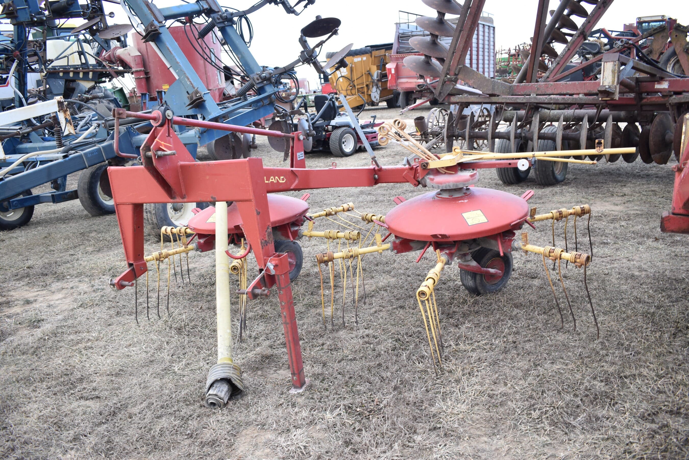 New Holland 254 Equipment Image0