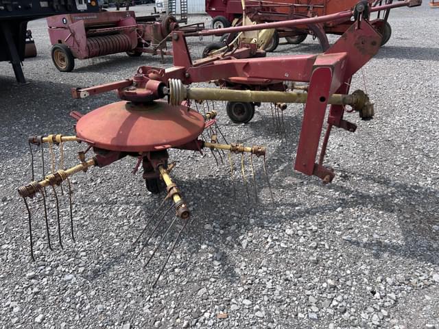 Image of New Holland 254 equipment image 1