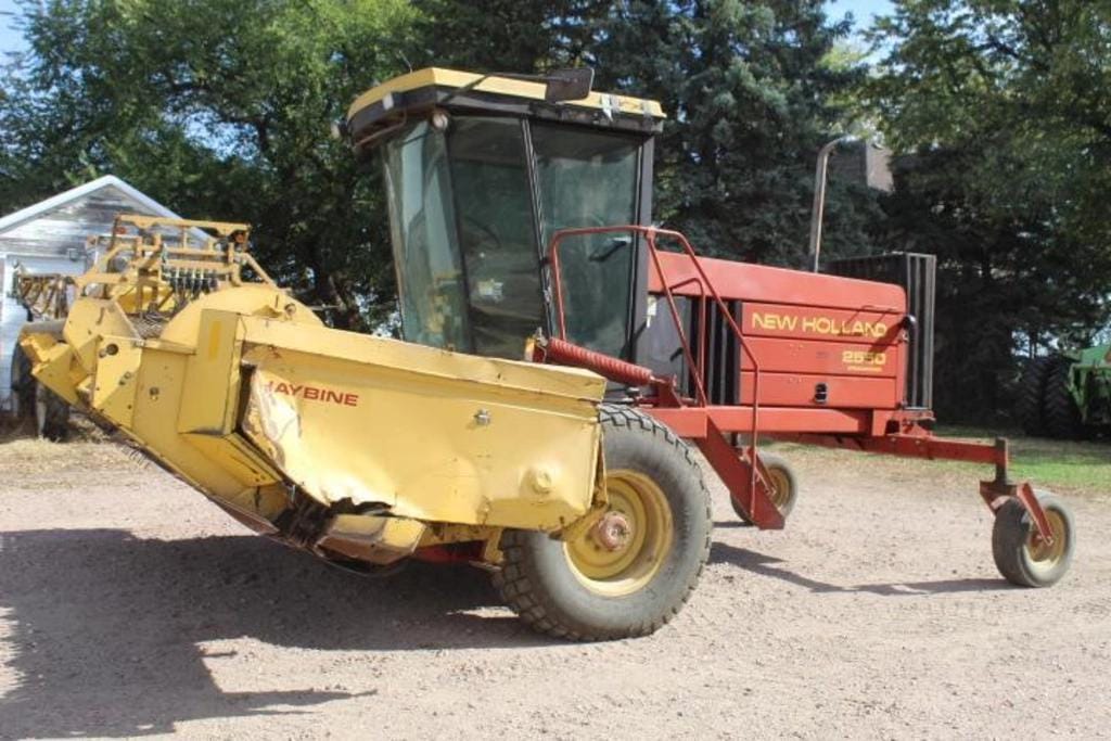 New Holland 2550 Equipment Image0