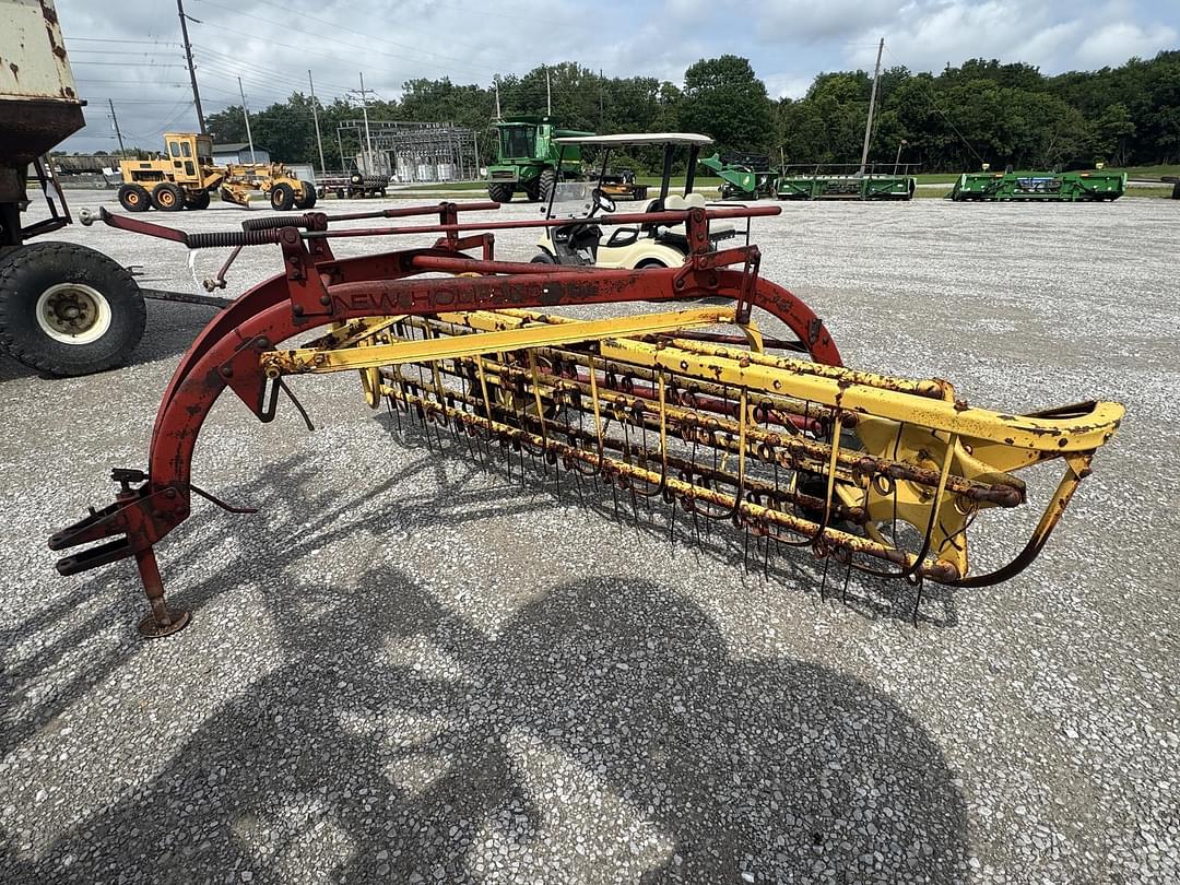 Image of New Holland 256 Image 0