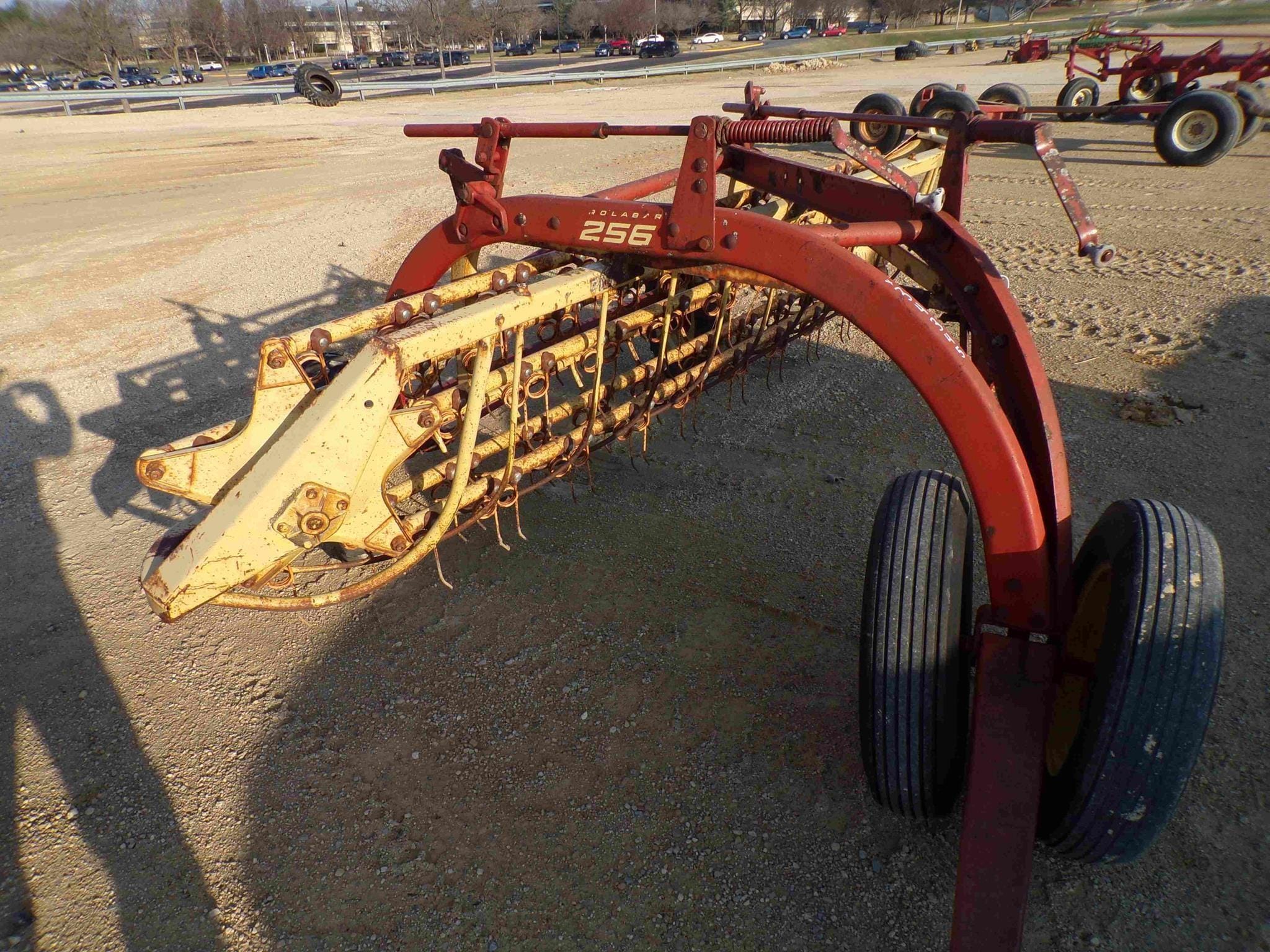 New Holland 256 Equipment Image0