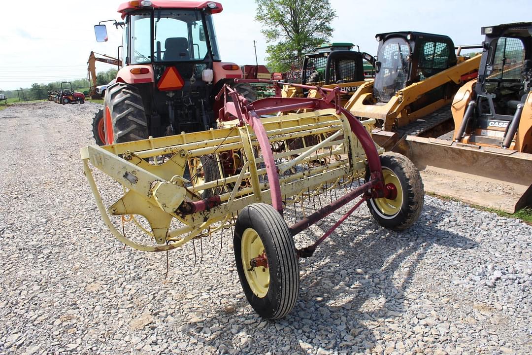 Image of New Holland 256 Image 1