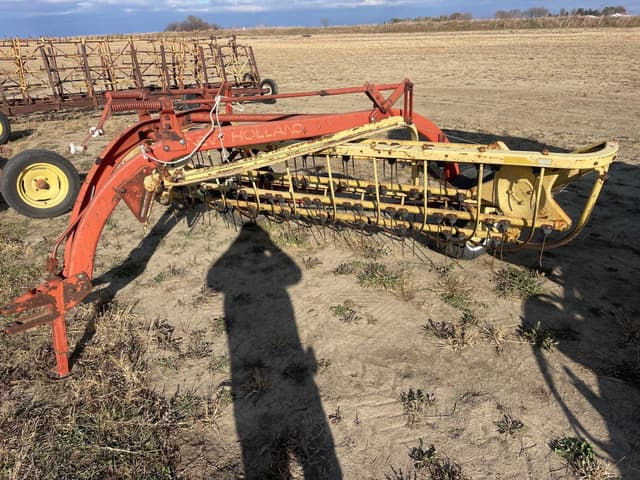 Image of New Holland 256 equipment image 1