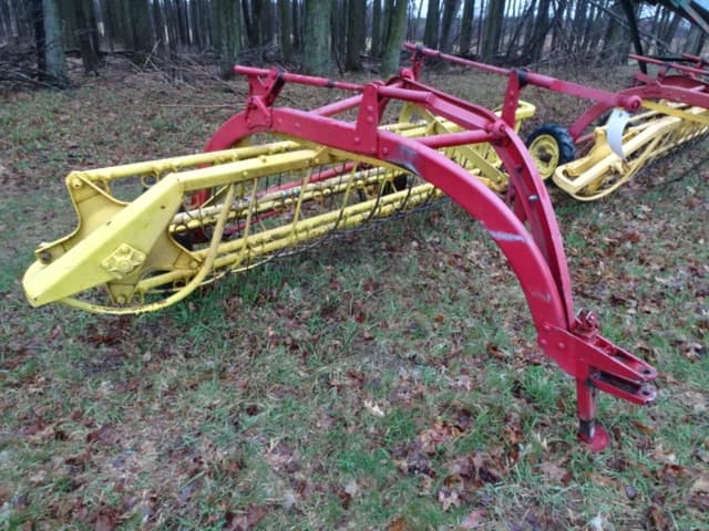 Image of New Holland 256 equipment image 1