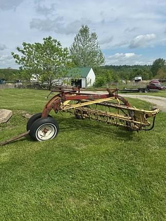 Image of New Holland 256 equipment image 4