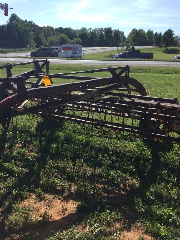 New Holland 256 Equipment Image0
