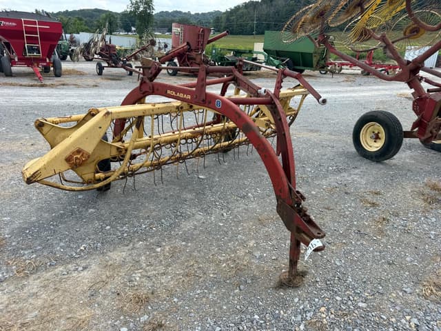 Image of New Holland 256 equipment image 1