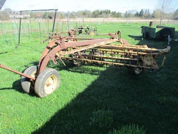 Main image New Holland 256