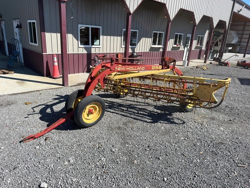 Image of New Holland 256 Primary image