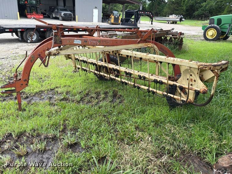 New Holland 256 Equipment Image0