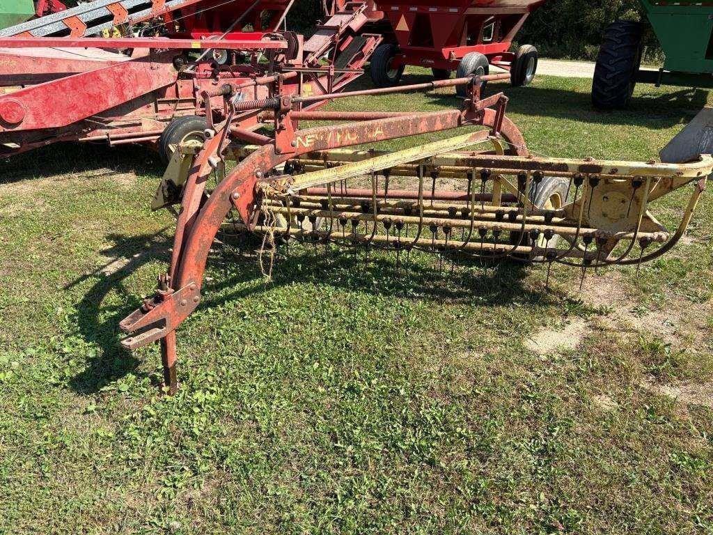 Image of New Holland 256 Image 0
