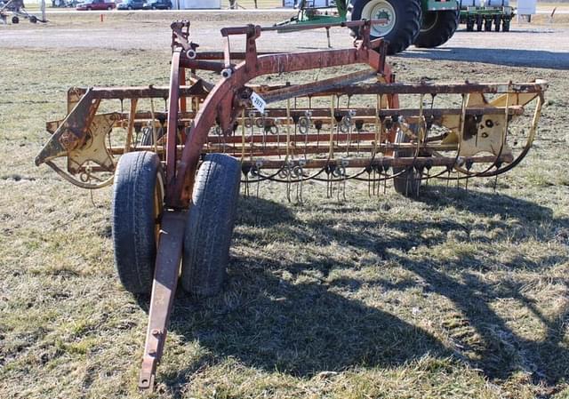 Image of New Holland 256 equipment image 1