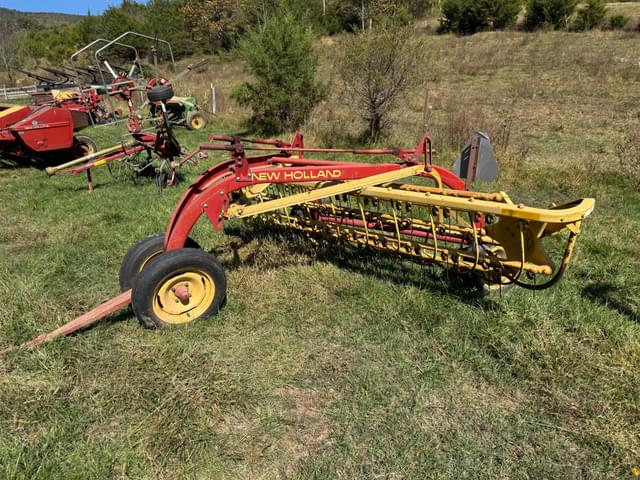 Image of New Holland 256 equipment image 2