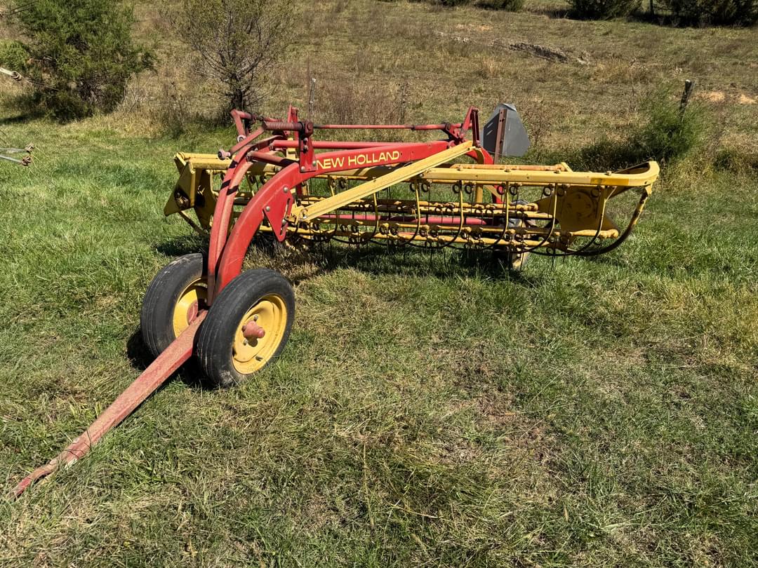 Image of New Holland 256 Primary image