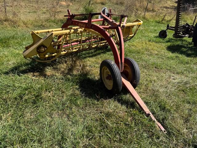 Image of New Holland 256 equipment image 1