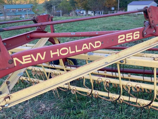 Image of New Holland 256 equipment image 1