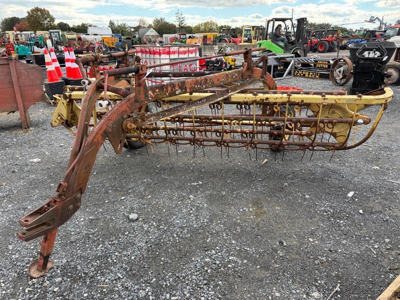 Image of New Holland 256 Image 0