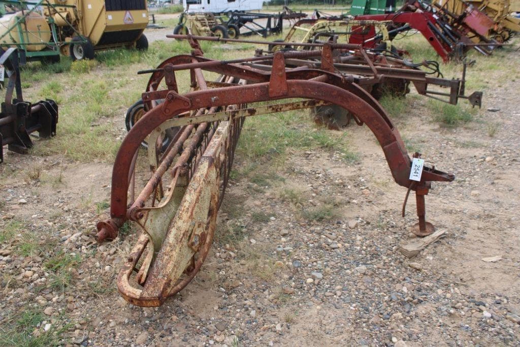 Image of New Holland 256 Image 0