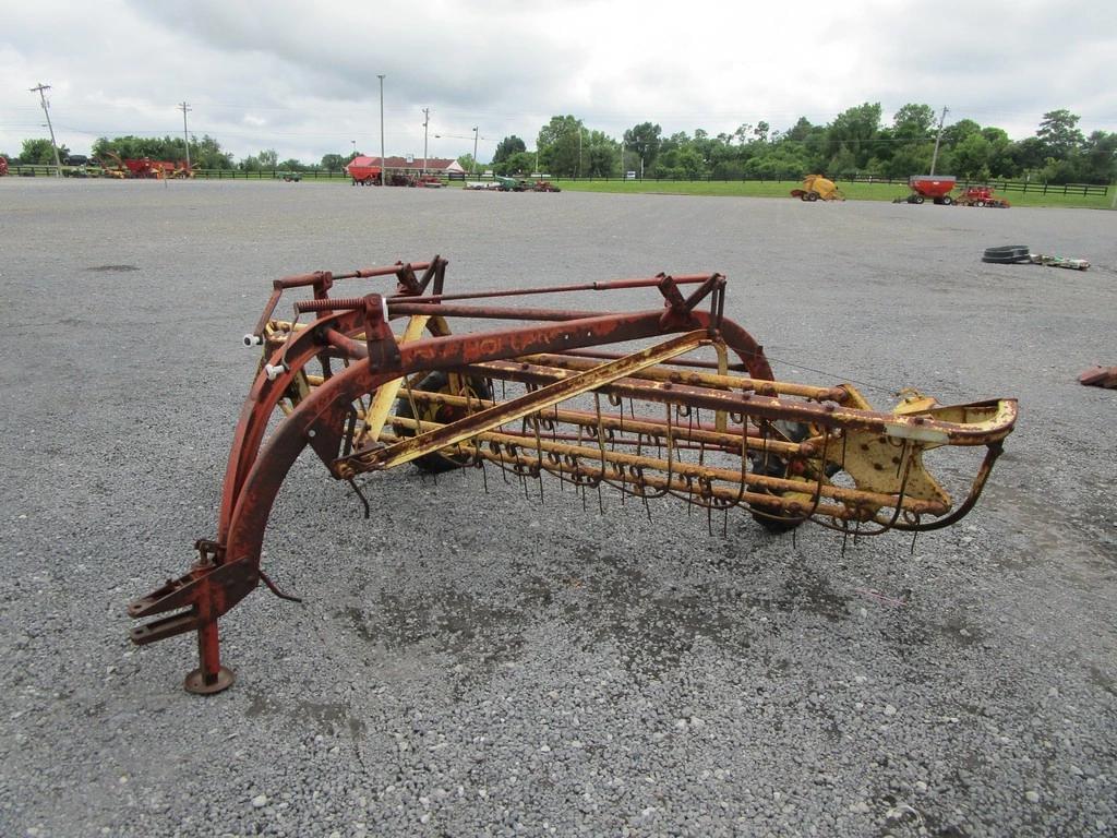 Image of New Holland 256 Primary image