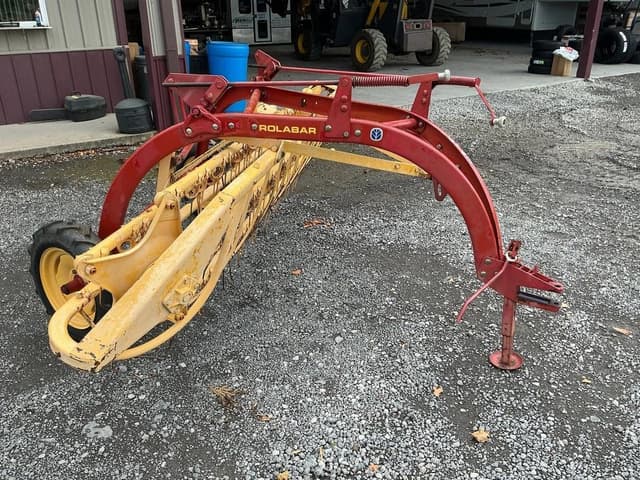 Image of New Holland 256 equipment image 1
