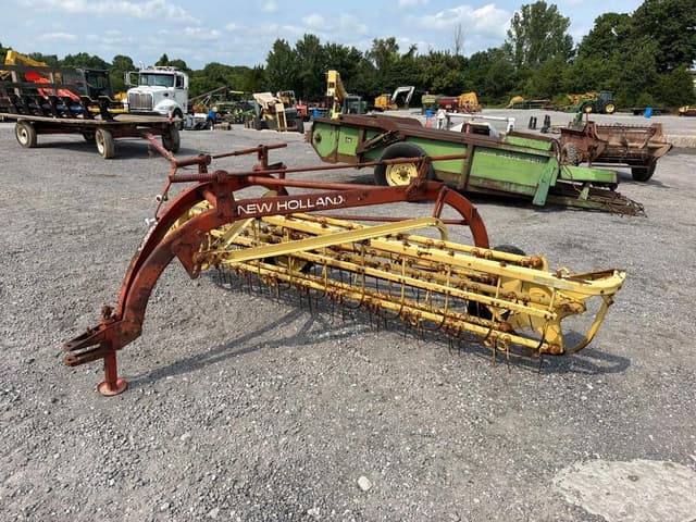 Image of New Holland 256 equipment image 1