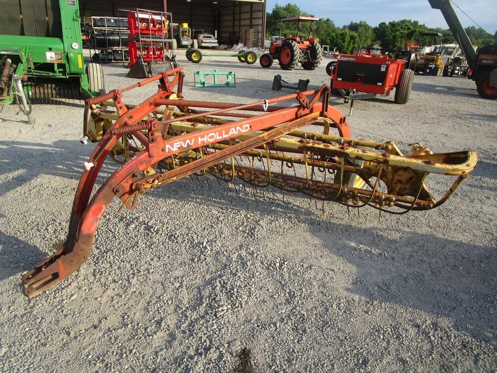 Image of New Holland 256 Image 0
