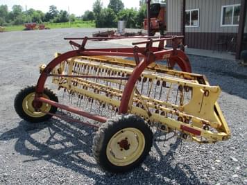 Main image New Holland 256