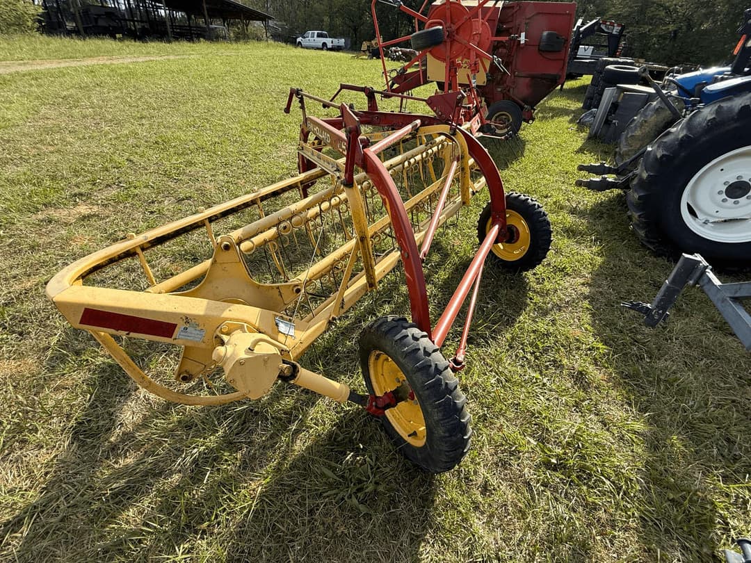 Image of New Holland 256 Image 1