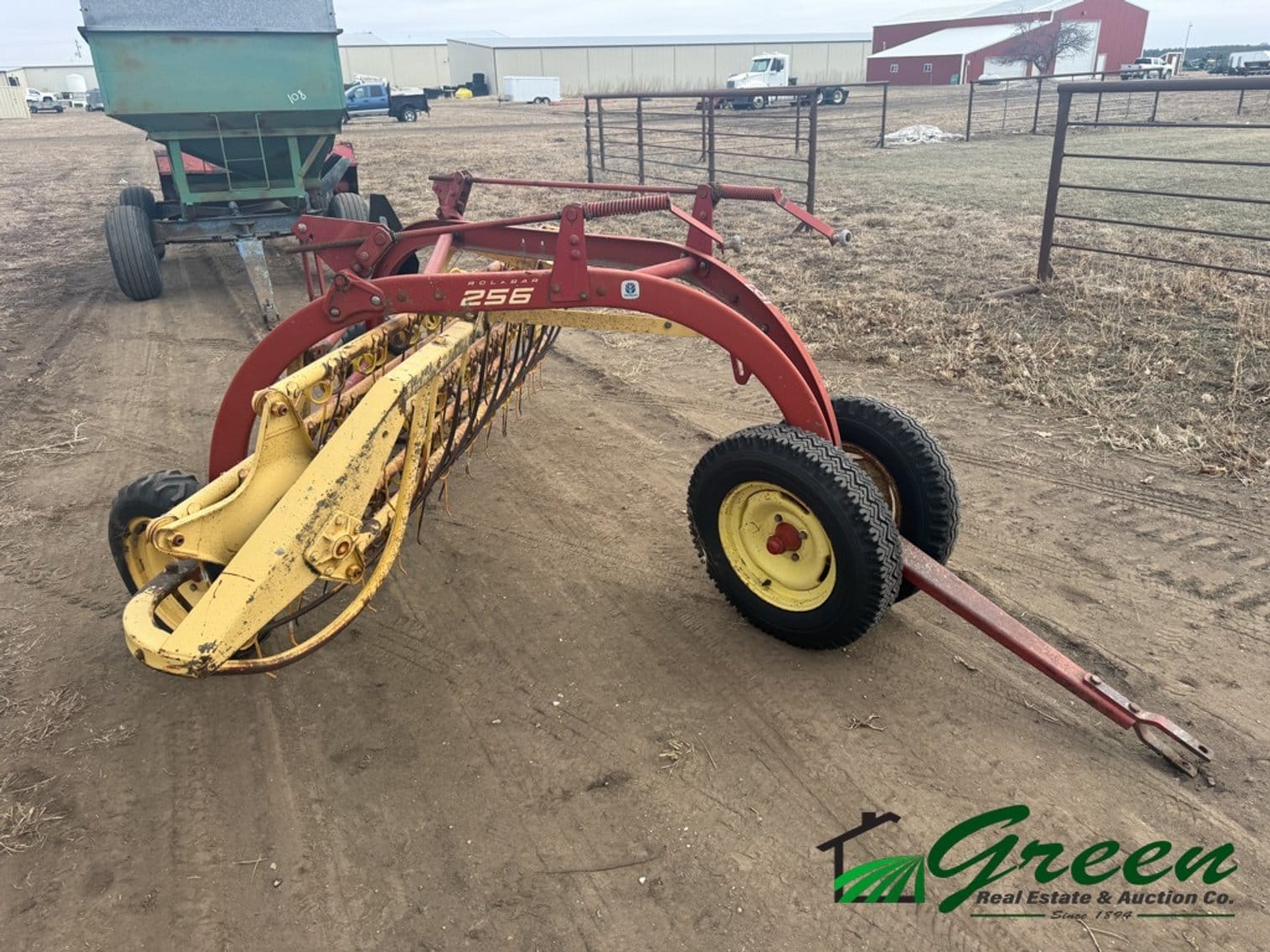 New Holland 256 Equipment Image0