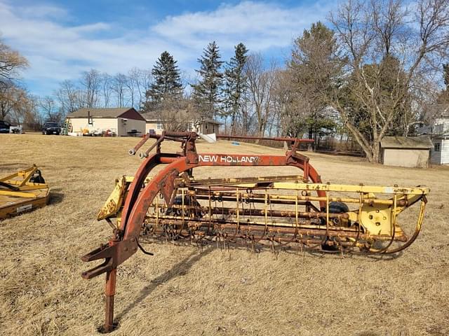 Image of New Holland 256 equipment image 1