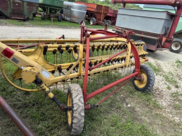 Image of New Holland 256 equipment image 1