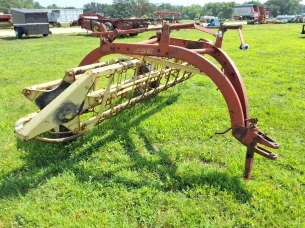 Image of New Holland 256 Primary image