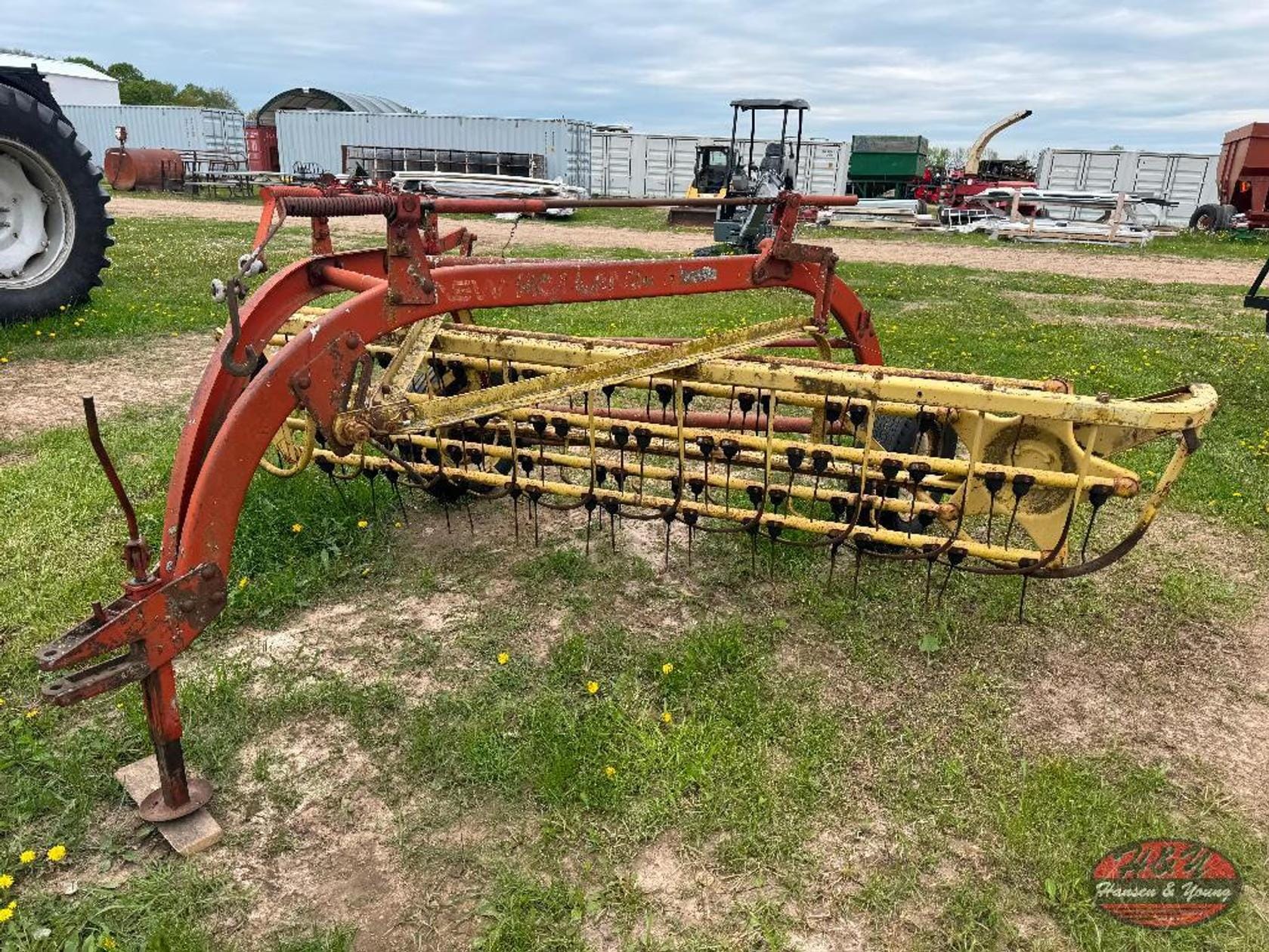 New Holland 256 Equipment Image0