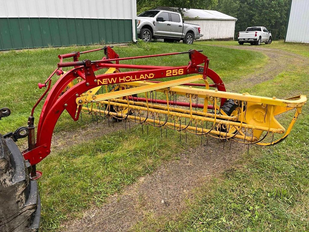 Image of New Holland 256 Primary image