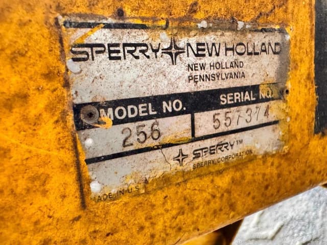 Image of New Holland 256 equipment image 3