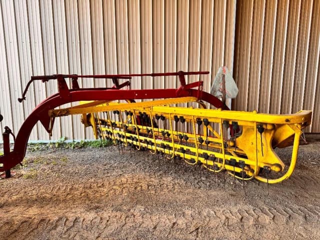 Image of New Holland 256 equipment image 1