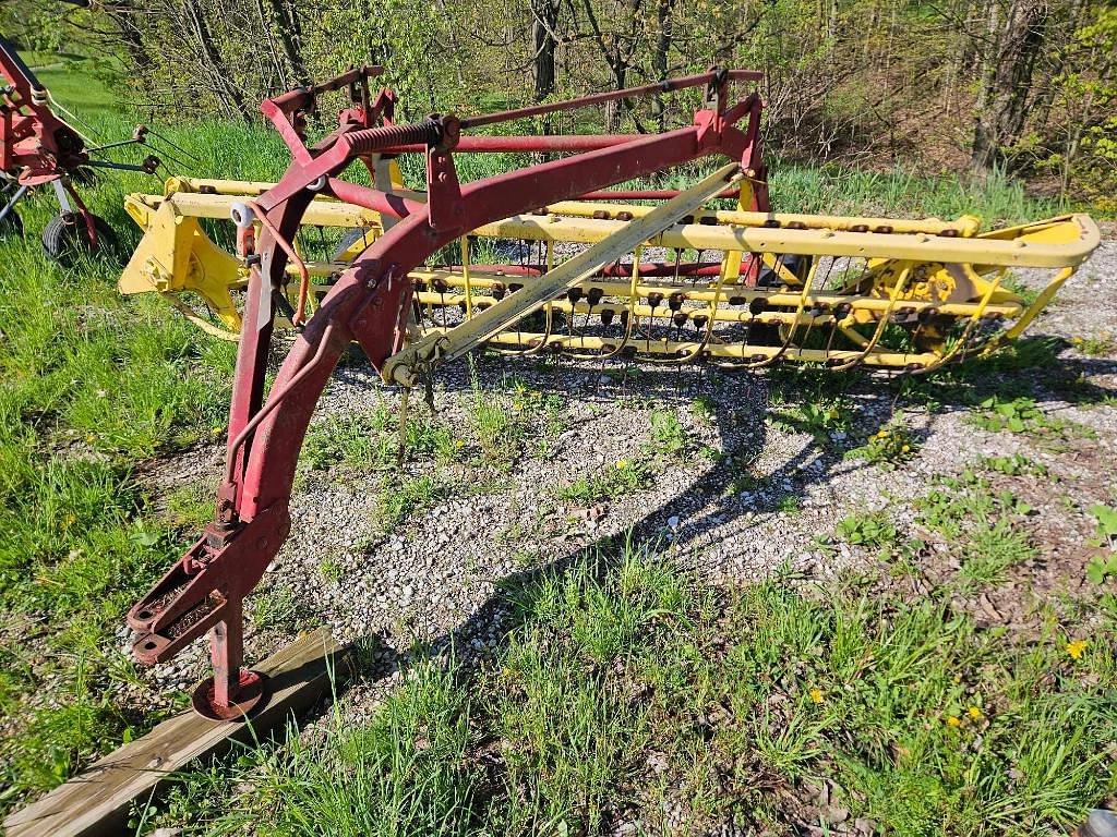 Image of New Holland 256 Image 0