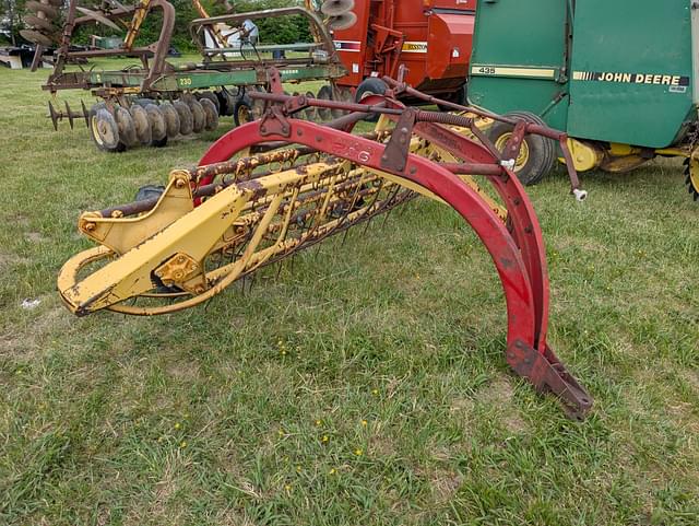 Image of New Holland 256 equipment image 1