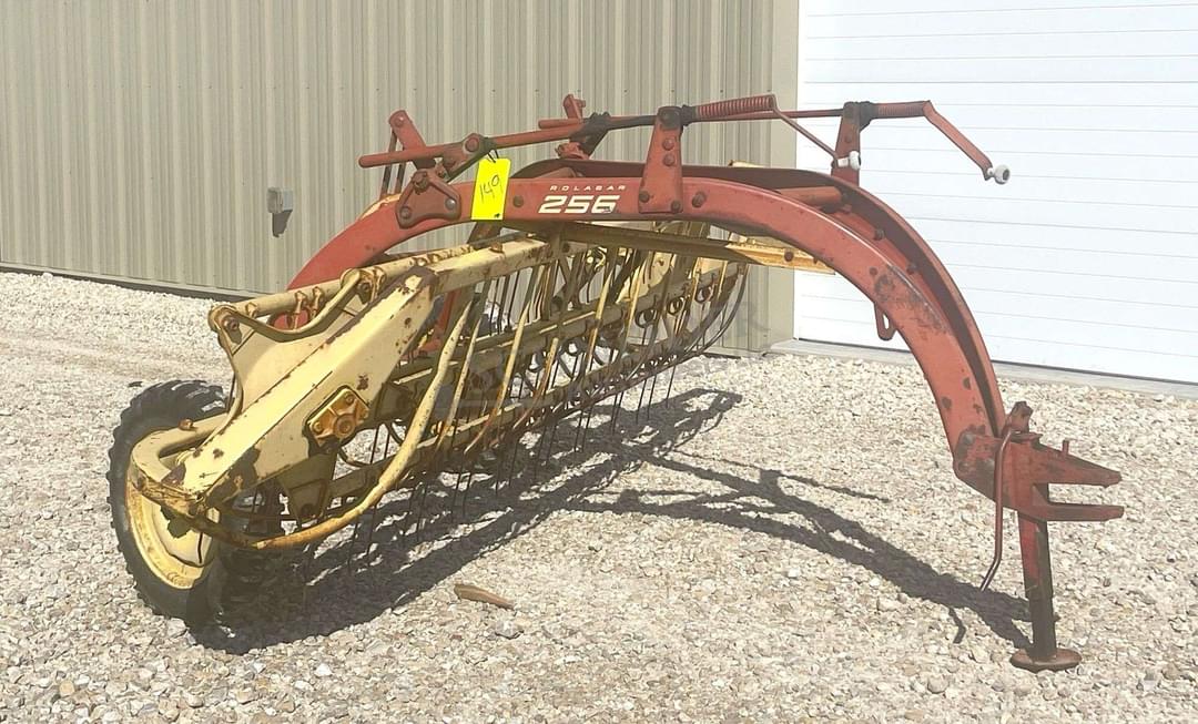 Image of New Holland 256 Primary image